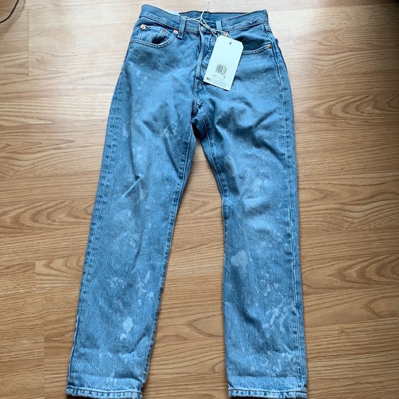 *SOLD*NEW LEVIS 501 - Picture 5 of 8
